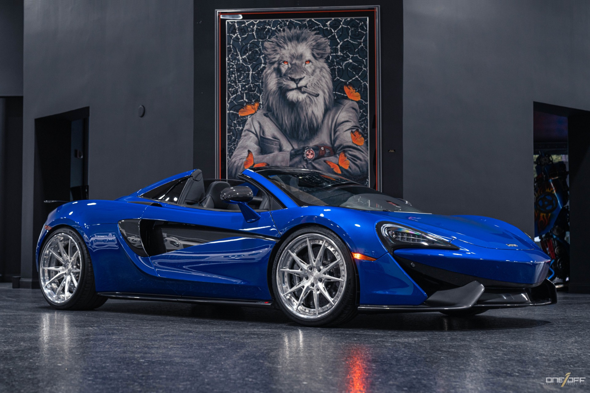 【Ura ページ】 Used-2018-McLaren-570S-Spider-
